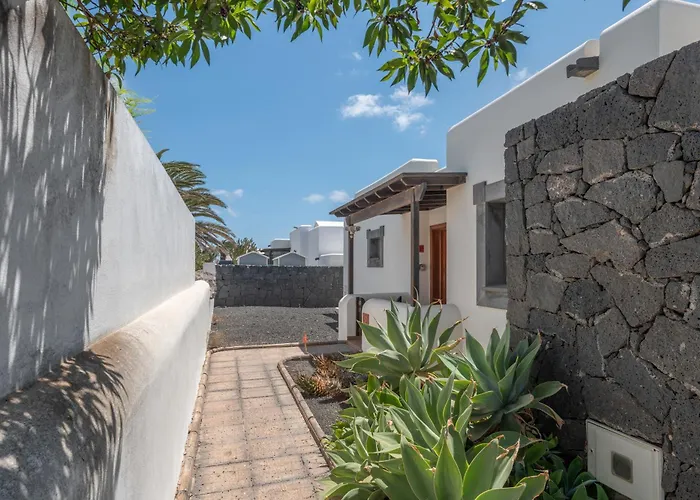 First Row En La Goleta Apartment