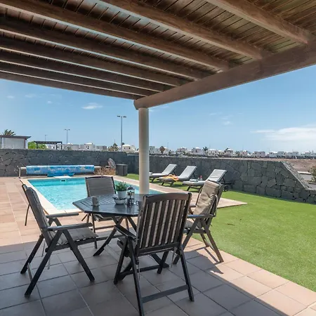 First Row En La Goleta شقة بلايا بلانكا