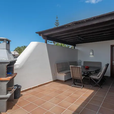 First Row En La Goleta شقة