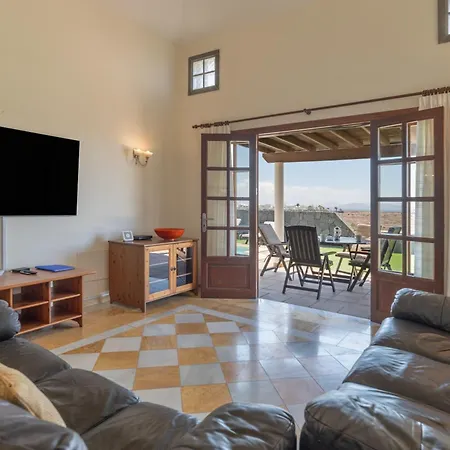 First Row En La Goleta Apartament *