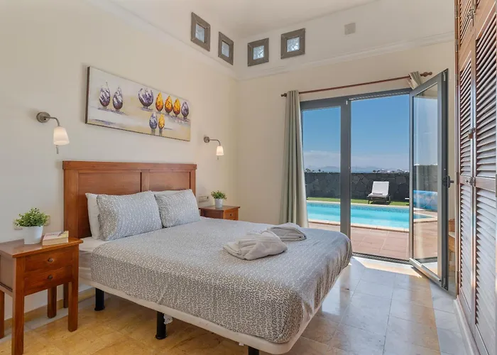 First Row En La Goleta * بلايا بلانكا